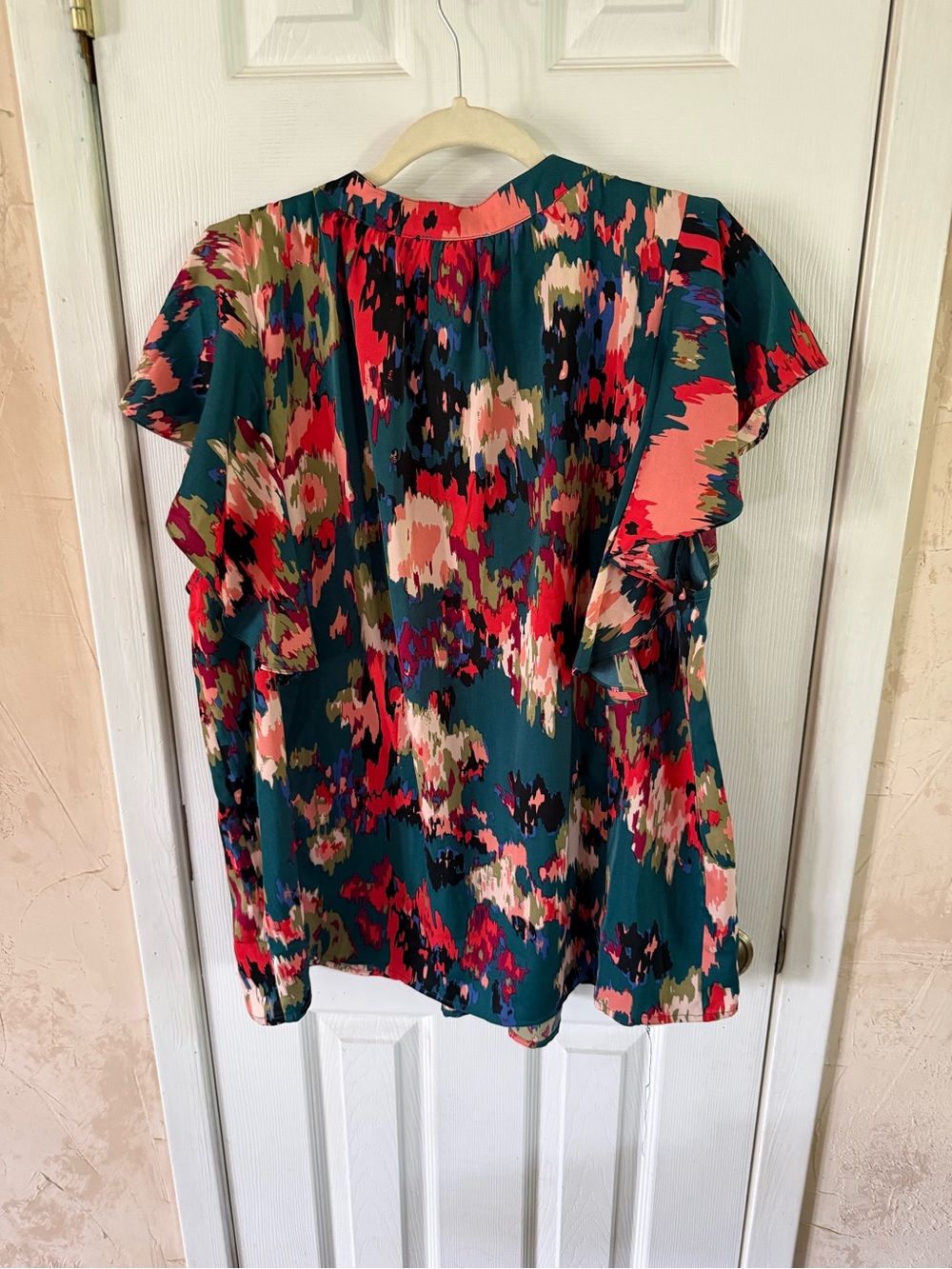 entro Teal Multi Floral Flutter Sleeve Blouse - Picture 4 of 4